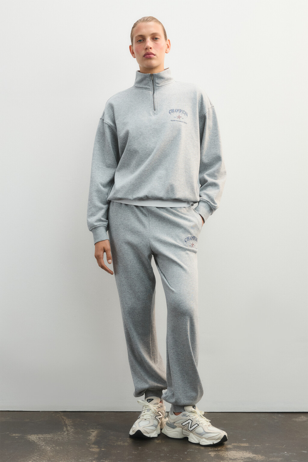 Брюки-джоггеры трикотажные с принтом - цвет серый - 5