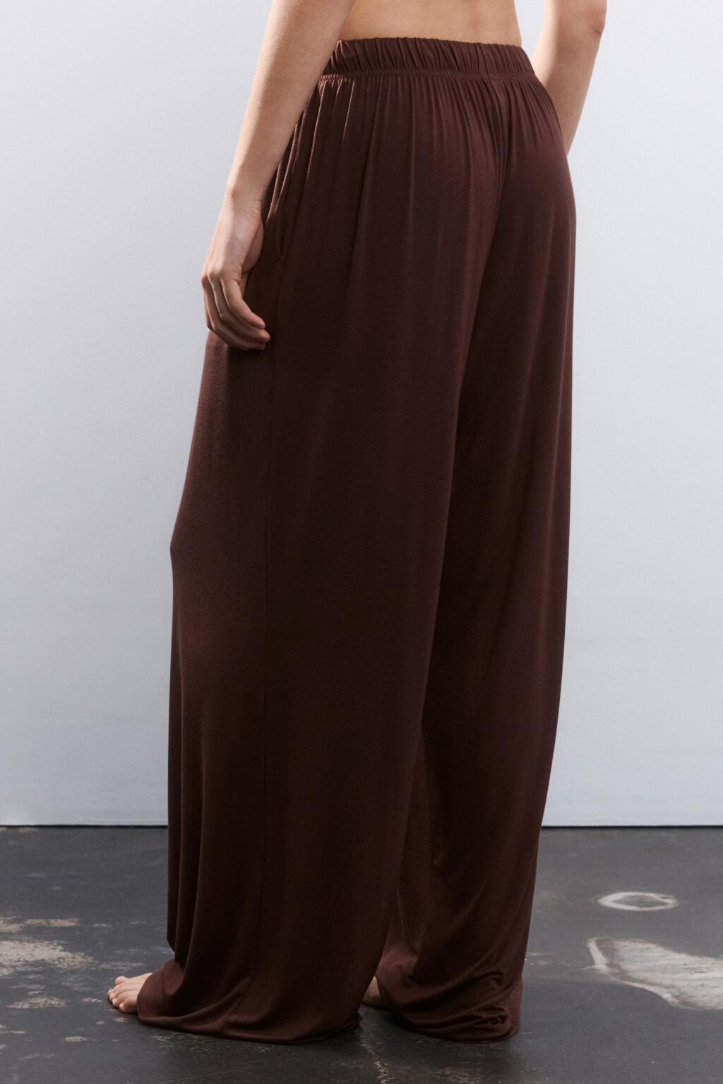 Брюки домашние широкие из вискозы - цвет коричневый - 4