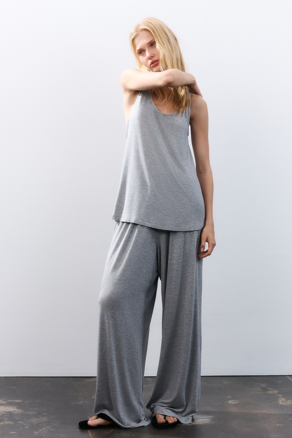 Брюки домашние широкие из вискозы - цвет серый - 1