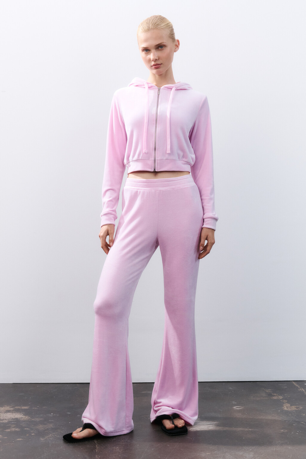 Брюки клеш домашние из велюра - цвет розовый - 4