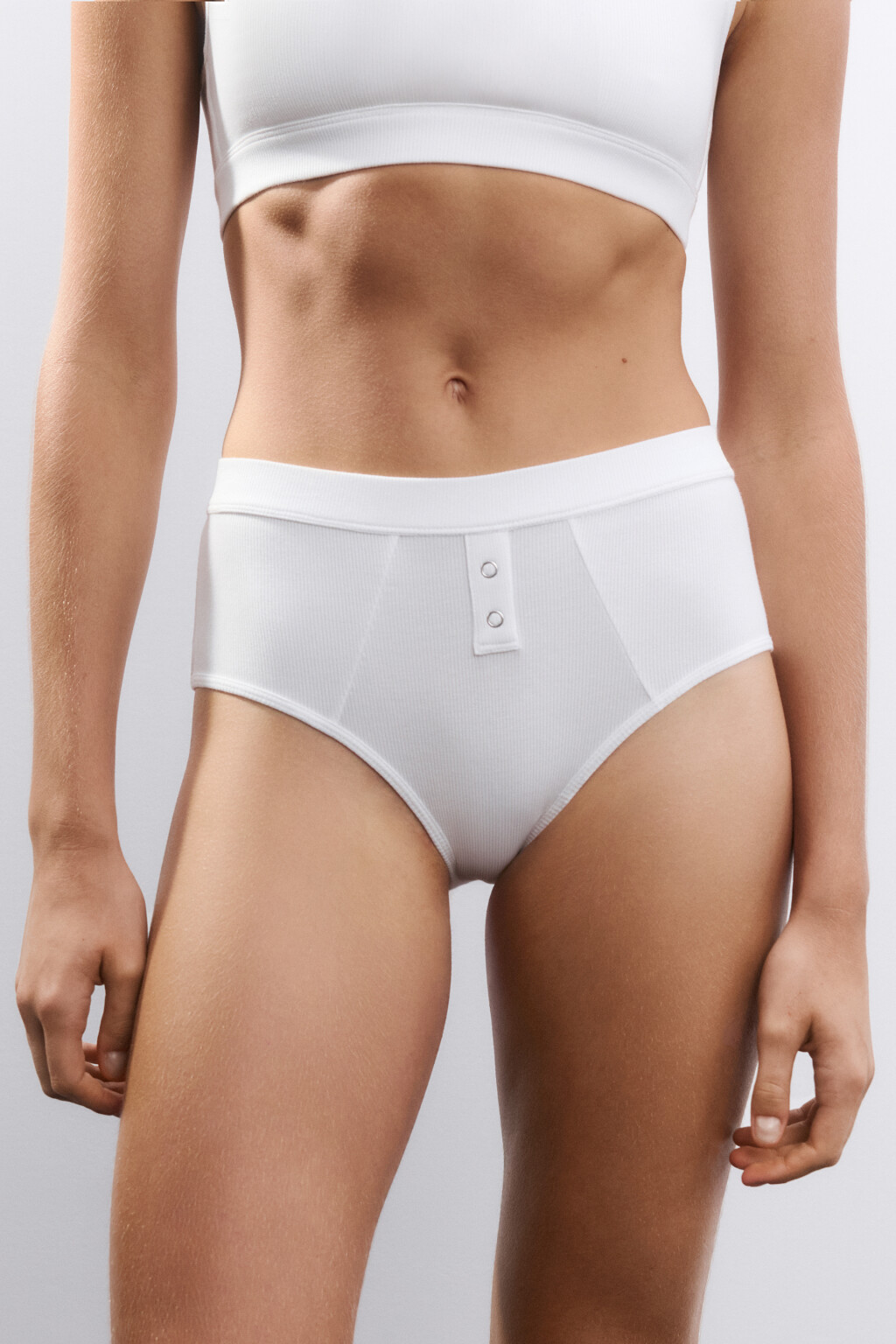 Трусы-слипы с имитацией застежки - цвет белый - 2