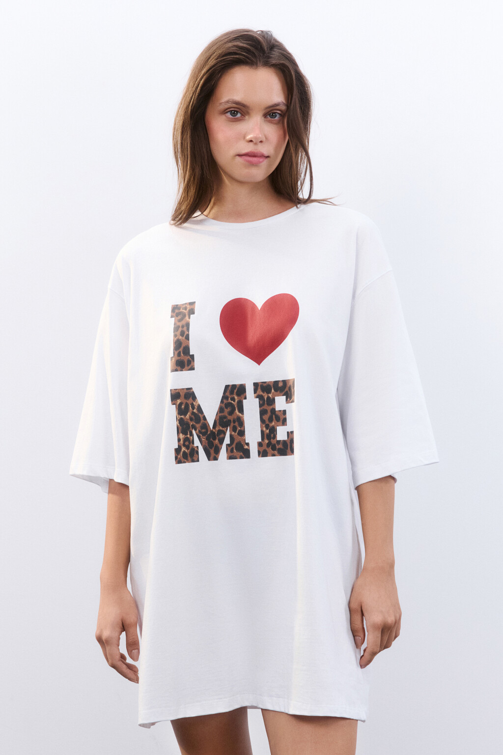 Платье-футболка домашнее с принтом - цвет белый - 2