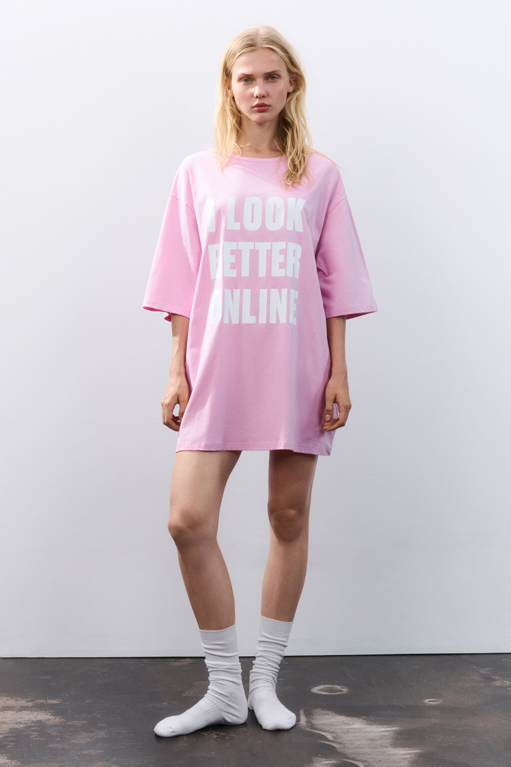 Платье-футболка домашнее с принтом - цвет розовый - 4