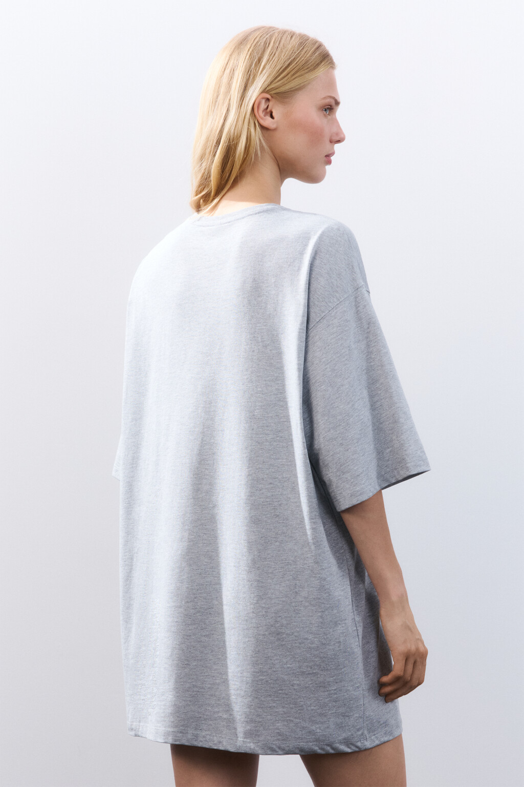 Платье-футболка домашнее с принтом - цвет серый - 4