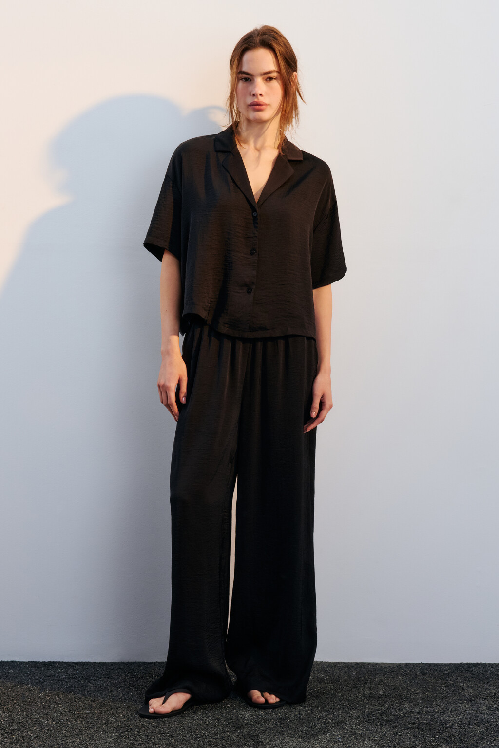 Блузка домашняя атласная - цвет черный - 4