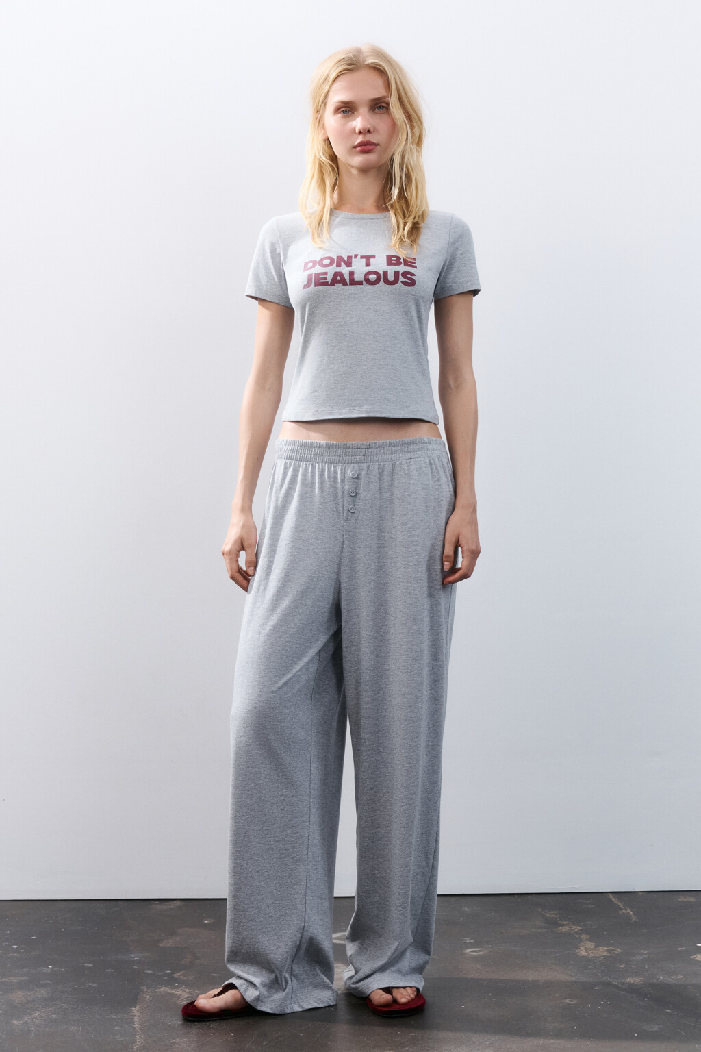 Футболка-топ домашняя с принтом - цвет серый - 4