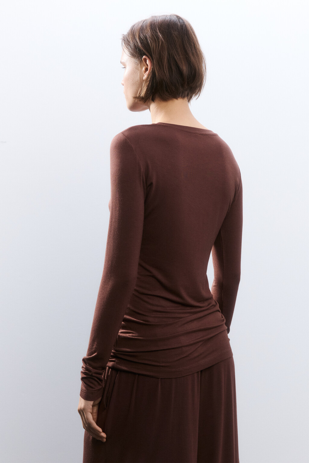 Лонгслив домашний из вискозы - цвет коричневый - 3