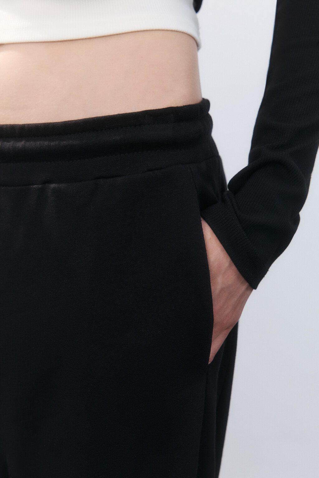 Брюки широкие трикотажные из футера - цвет черный - 6