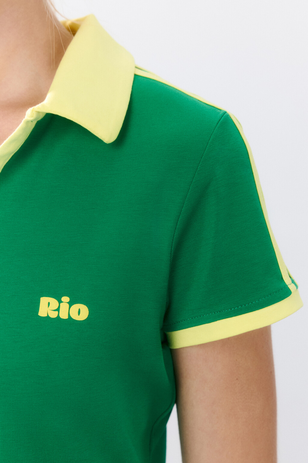 Футболка-поло с лампасами и надписью - цвет зеленый - 6
