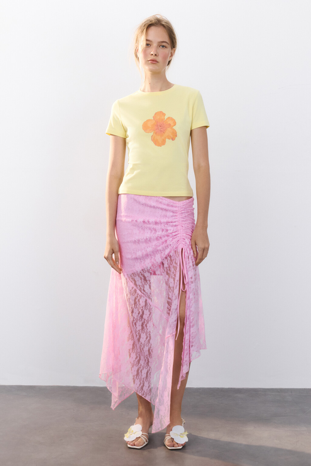 Футболка облегающая с принтом - цвет желтый - 4