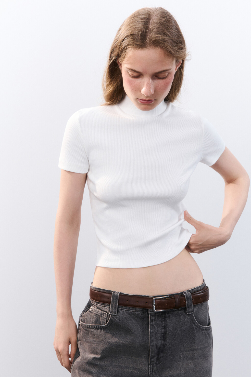 Топ-футболка с воротником-стойкой - цвет молочный - 1