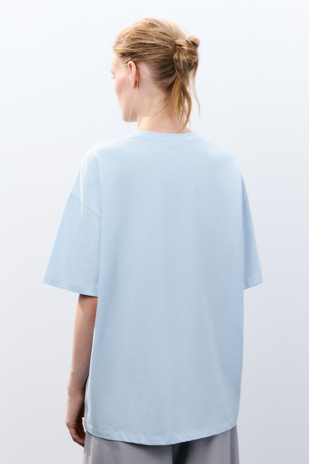 Футболка свободная с принтом - цвет голубой - 3