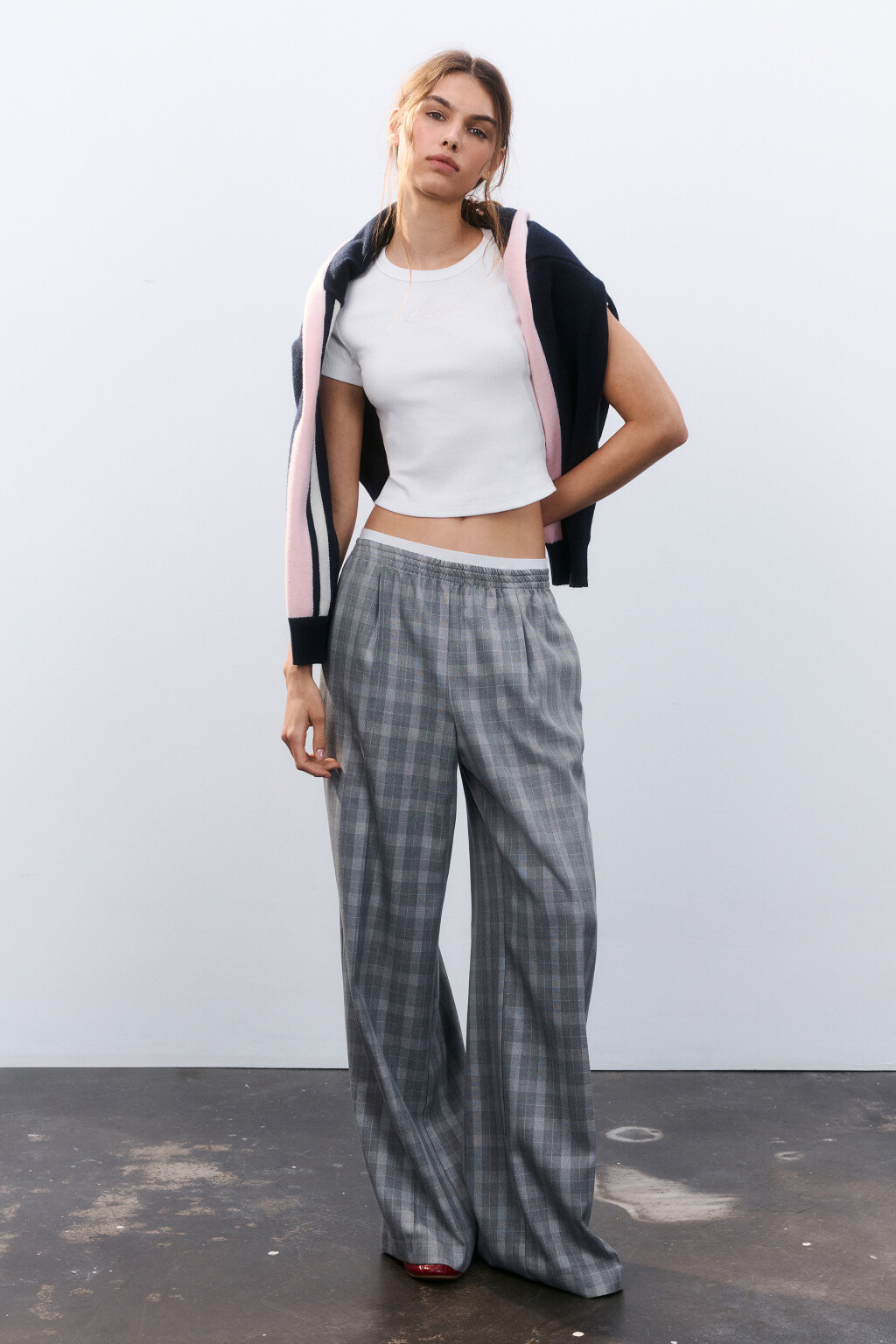 Футболка-топ с вышивкой - цвет белый - 4