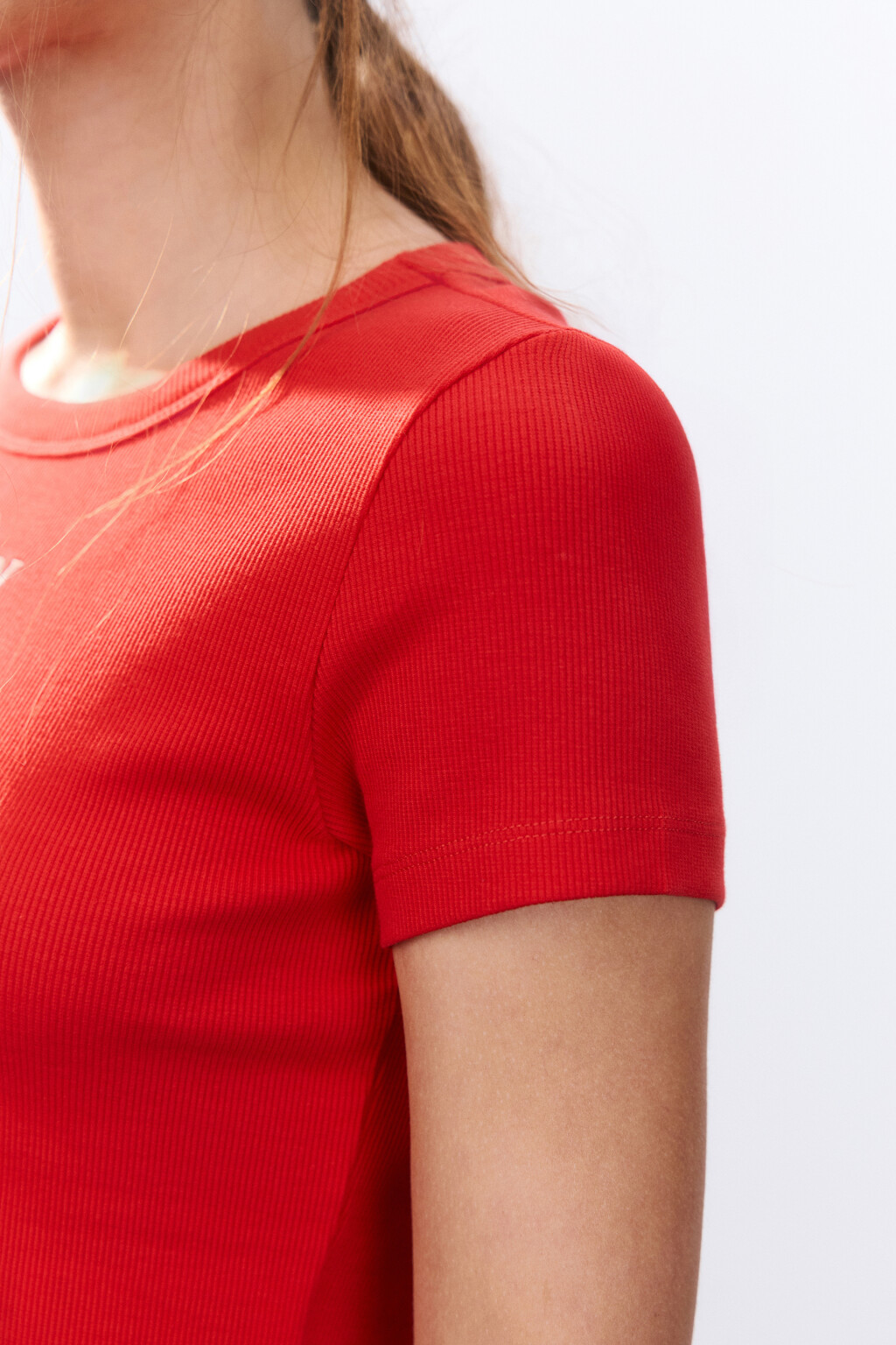 Футболка-топ с вышивкой - цвет красный - 6