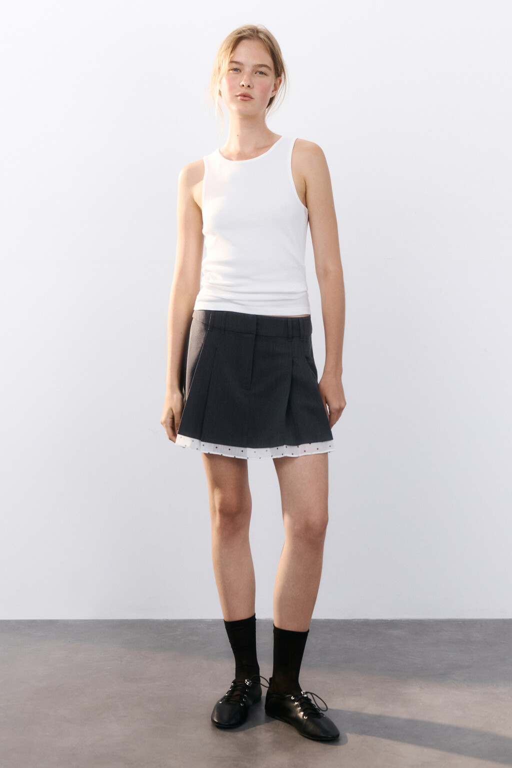 Майка из гладкого трикотажа - цвет белый - 4