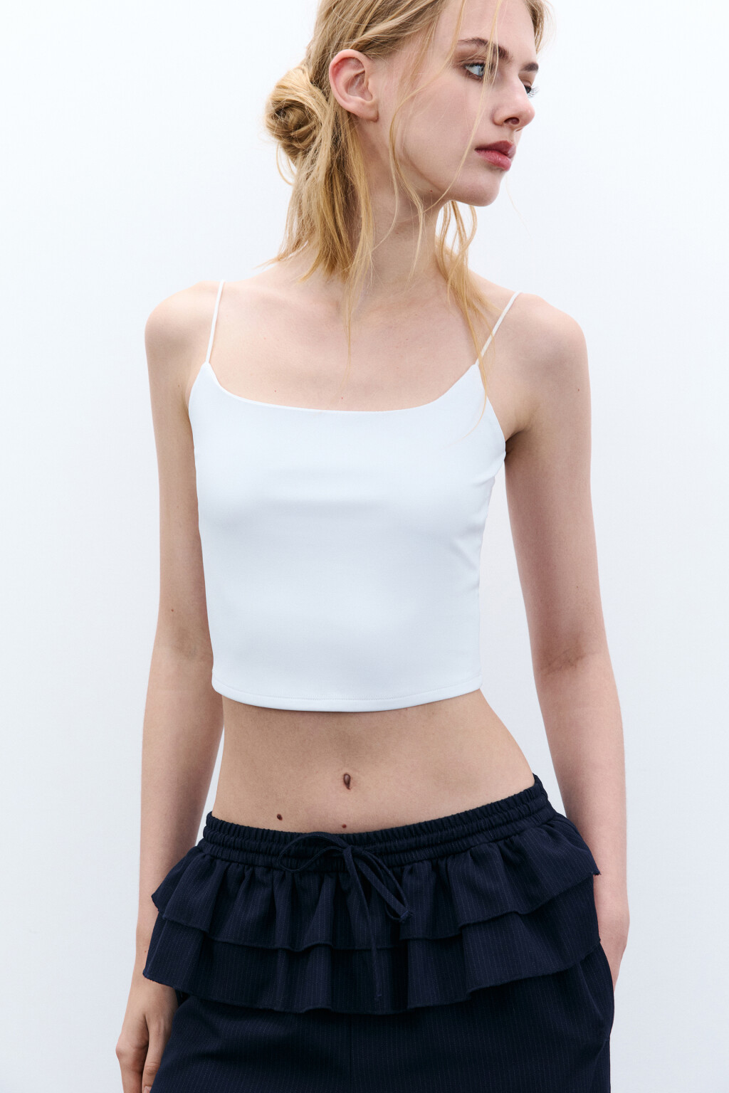 Топ-майка на тонких бретелях - цвет белый - 1