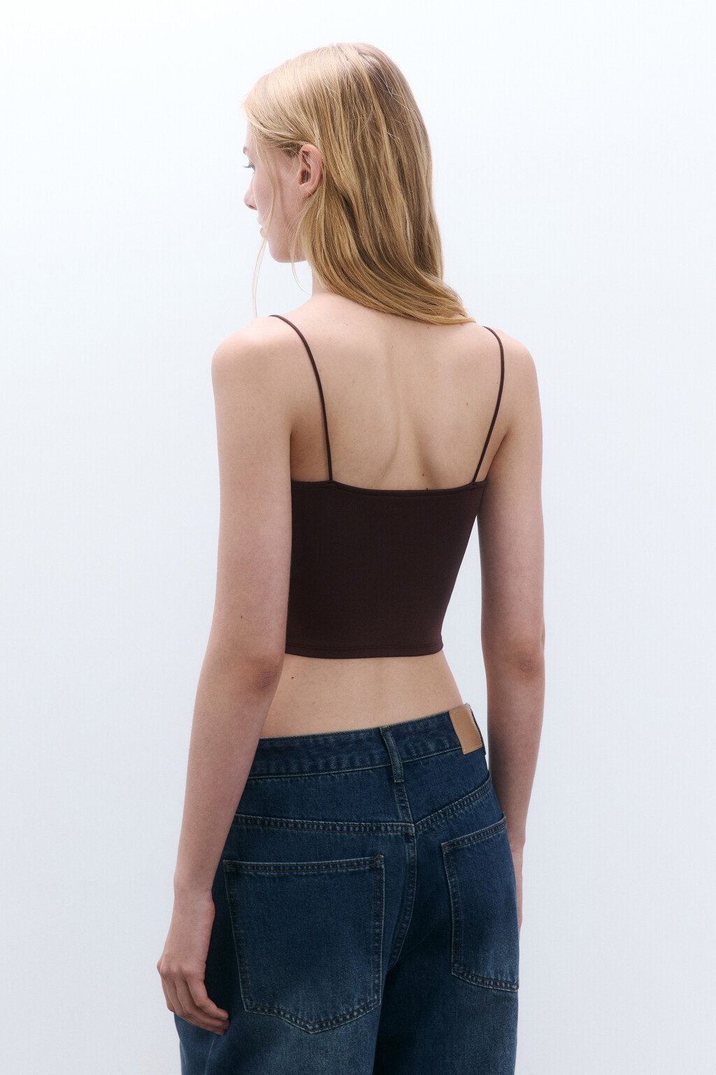 Топ-майка на тонких бретелях - цвет коричневый - 3