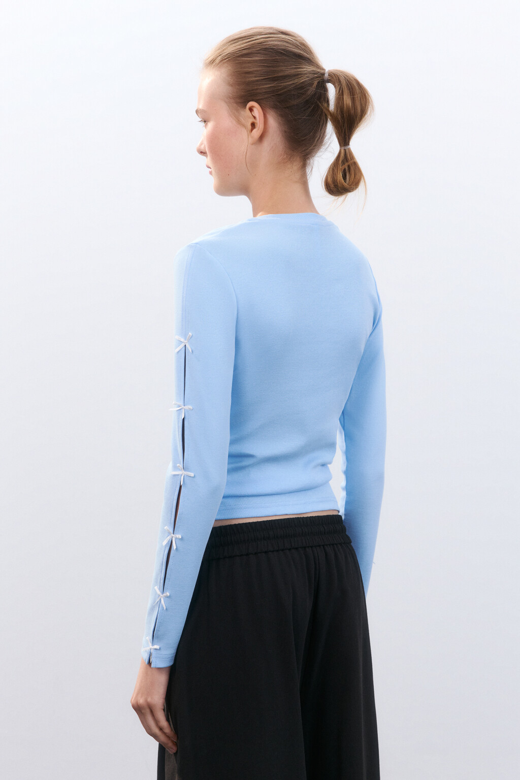 Лонгслив с принтом и бантиками - цвет голубой - 4