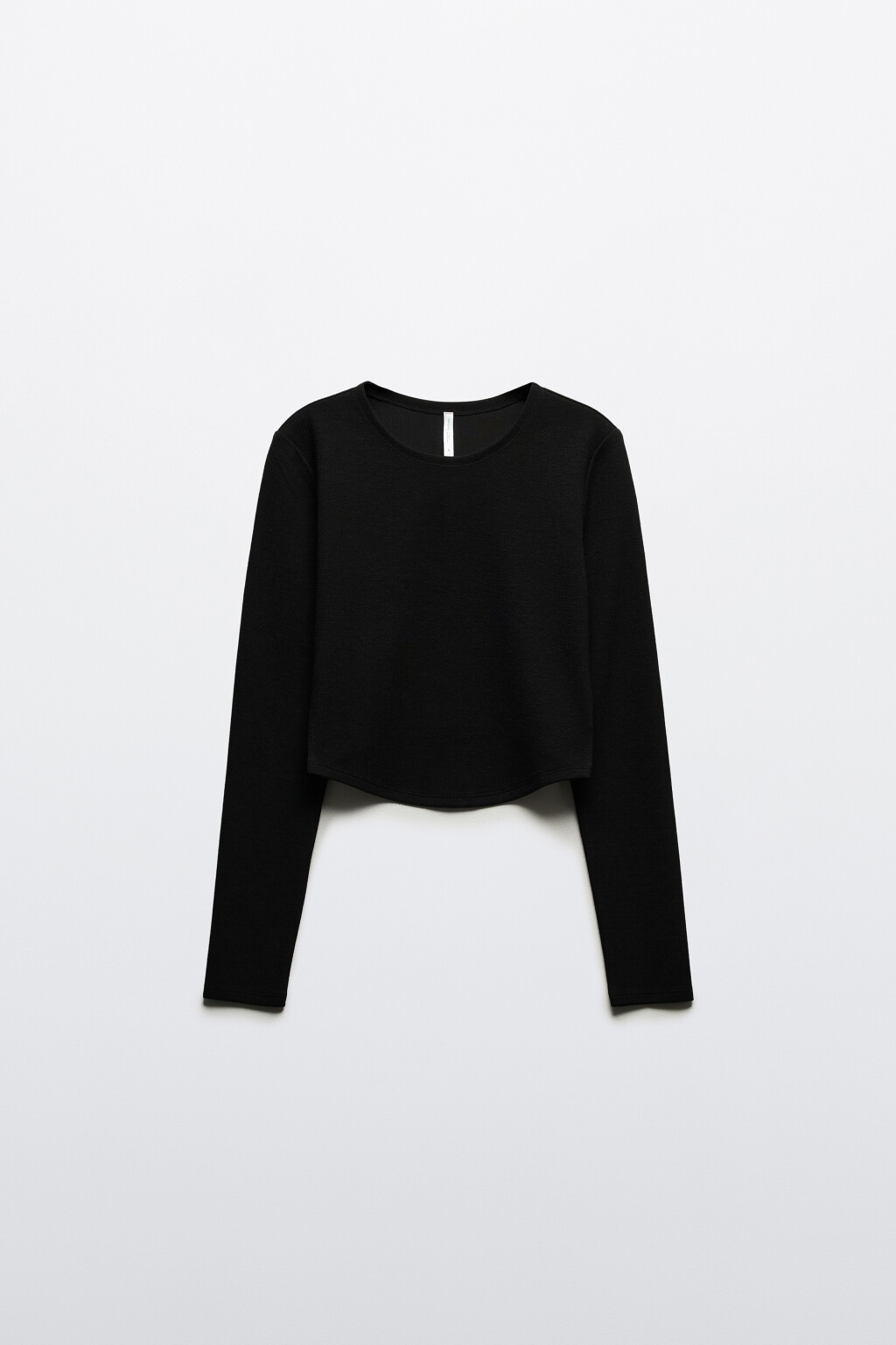 Кроп-лонгслив с фигурным низом - цвет черный - 7