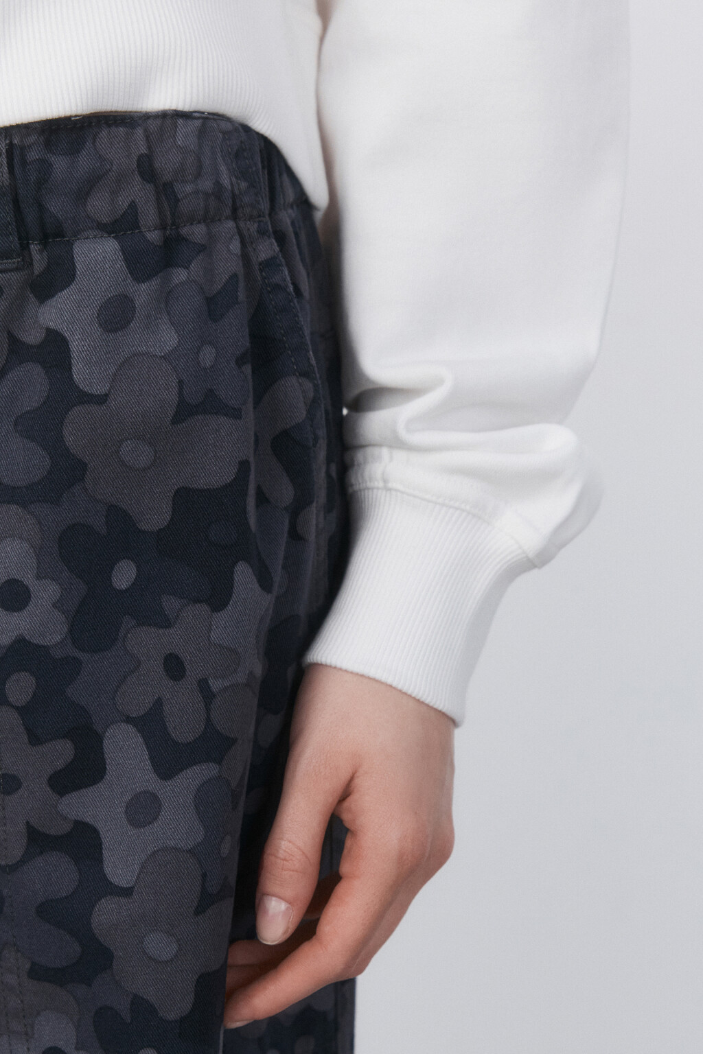 Худи-зипка укороченная с капюшоном - цвет молочный - 7