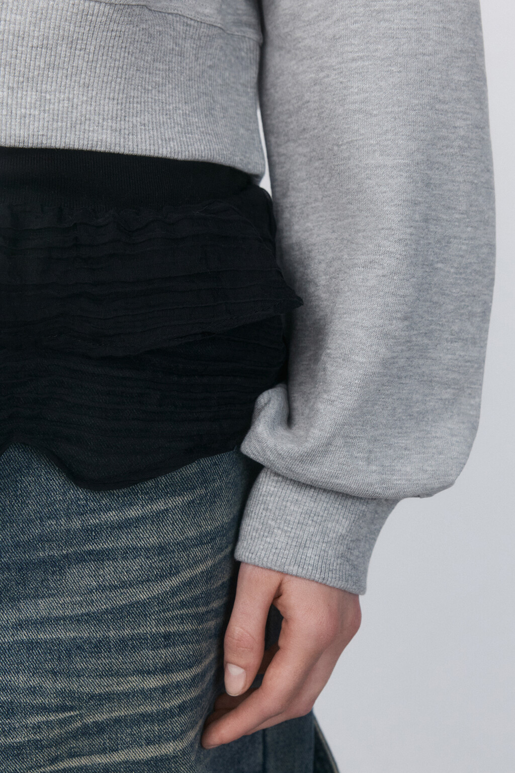 Худи-зипка укороченная с капюшоном - цвет серый - 6