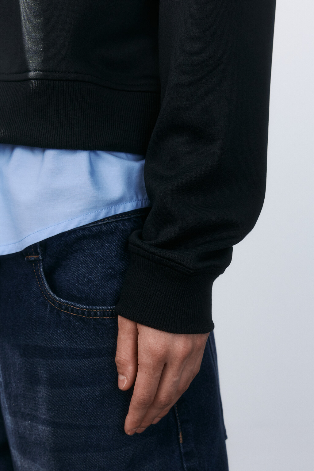 Свитшот с имитацией рубашки - цвет черный - 6