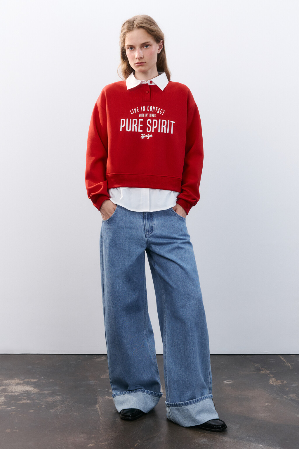 Свитшот с имитацией рубашки - цвет красный - 4