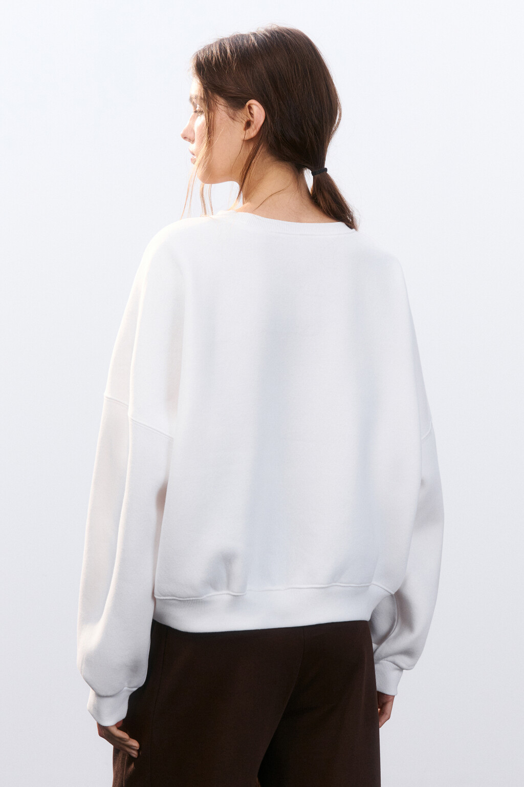 Свитшот утепленный с принтом - цвет белый - 4