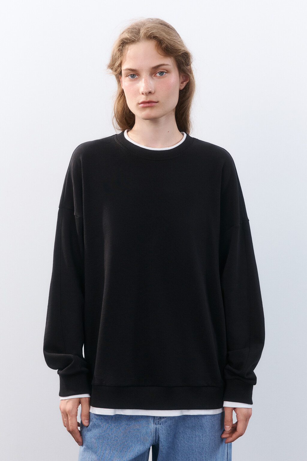 Свитшот с имитацией второго слоя - цвет черный - 2