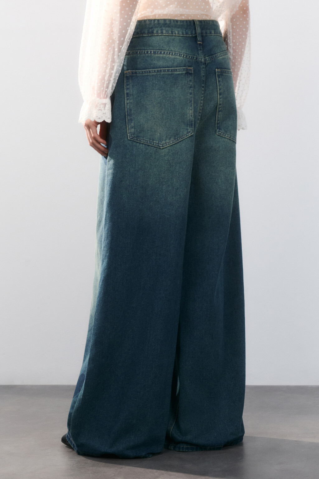 Джинсы baggy fit с сердечками - цвет темный тинт - 4