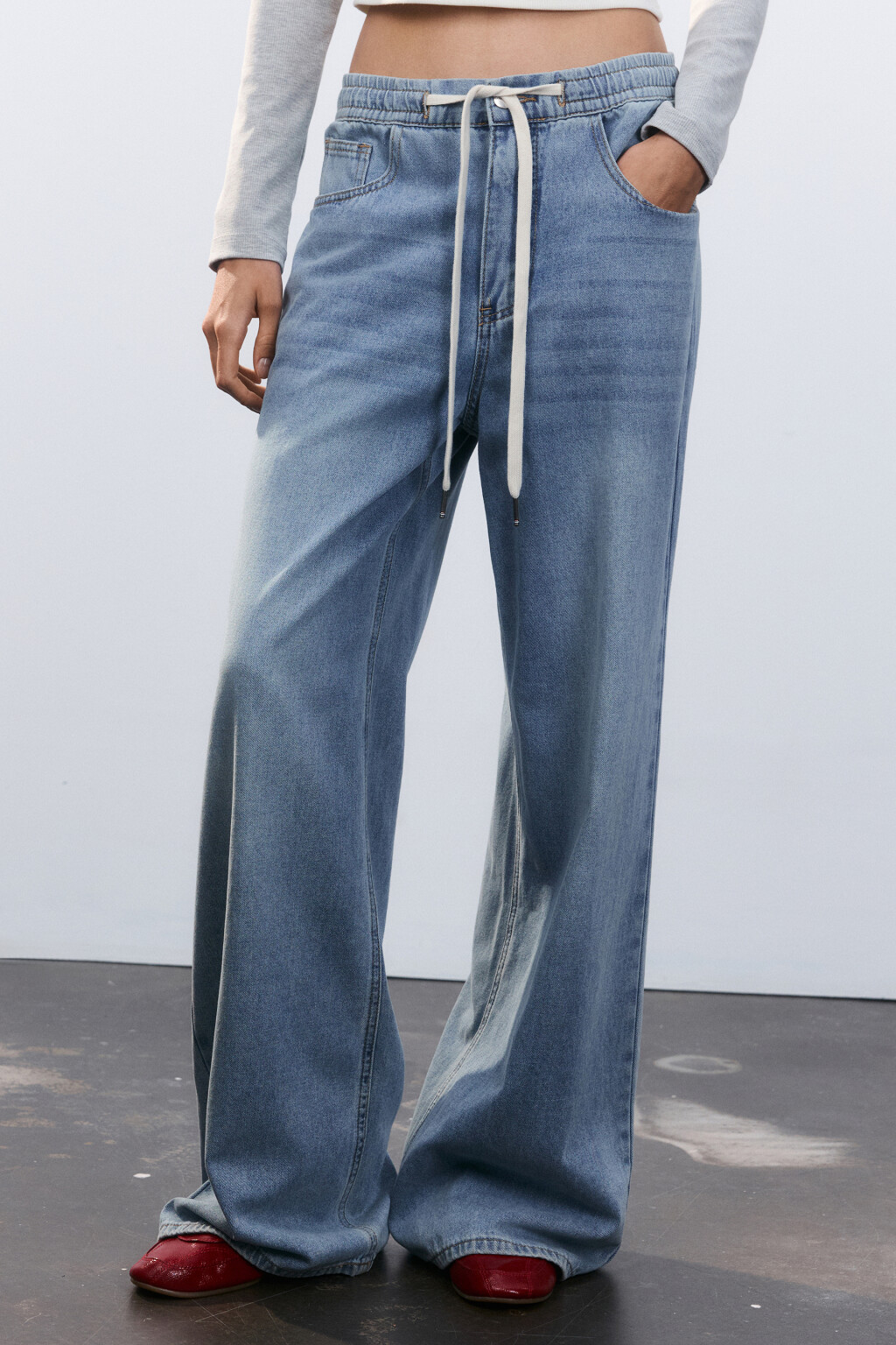 Джинсы baggy fit с эластичным поясом и шнурком - цвет голубой - 3