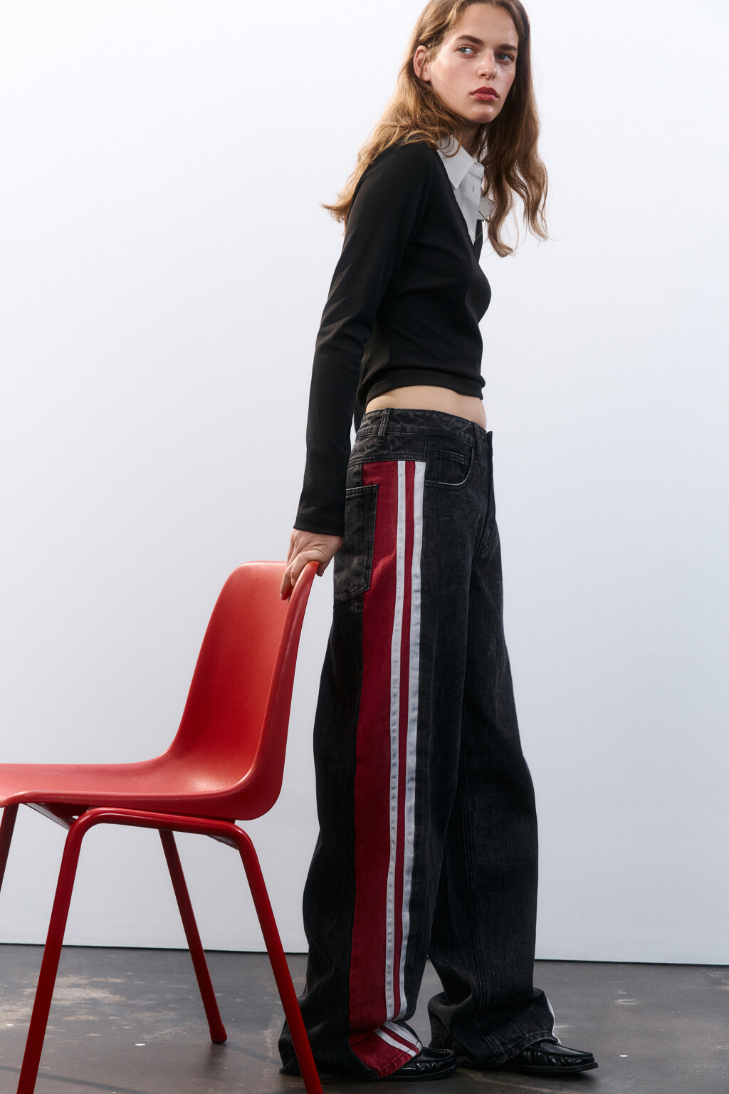 Джинсы baggy fit с лампасами - цвет серый - 1