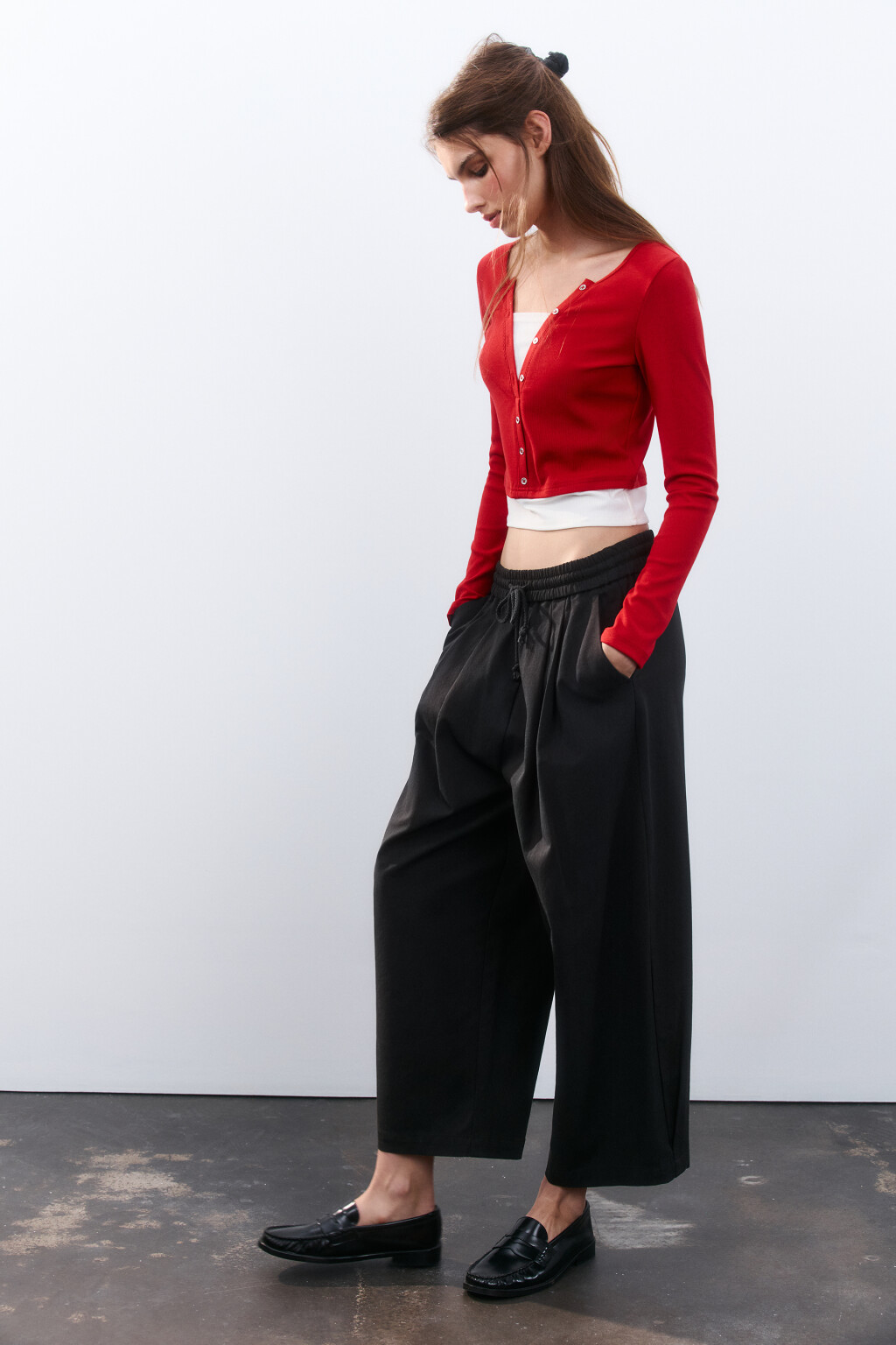 Брюки широкие на завязках - цвет черный - 1