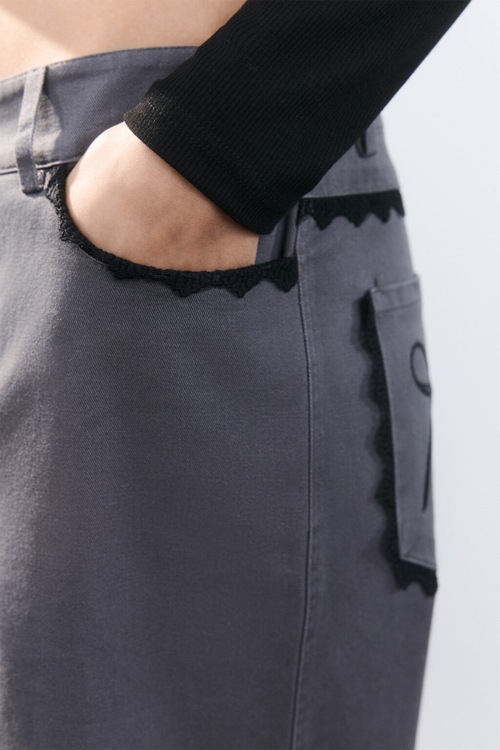 Брюки хлопковые с кружевом - цвет серый - 6