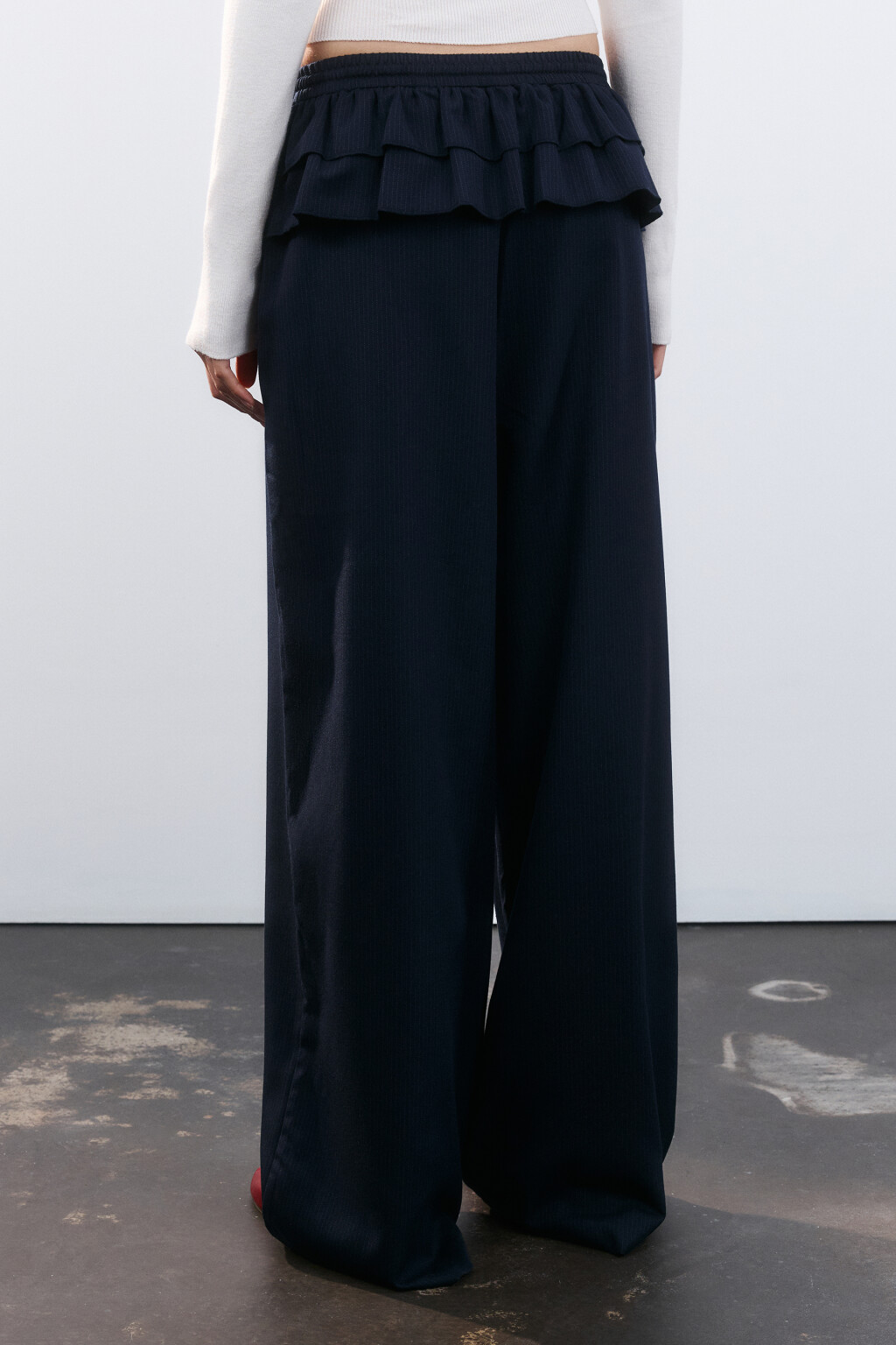 Брюки в полоску с баской - цвет синий - 3