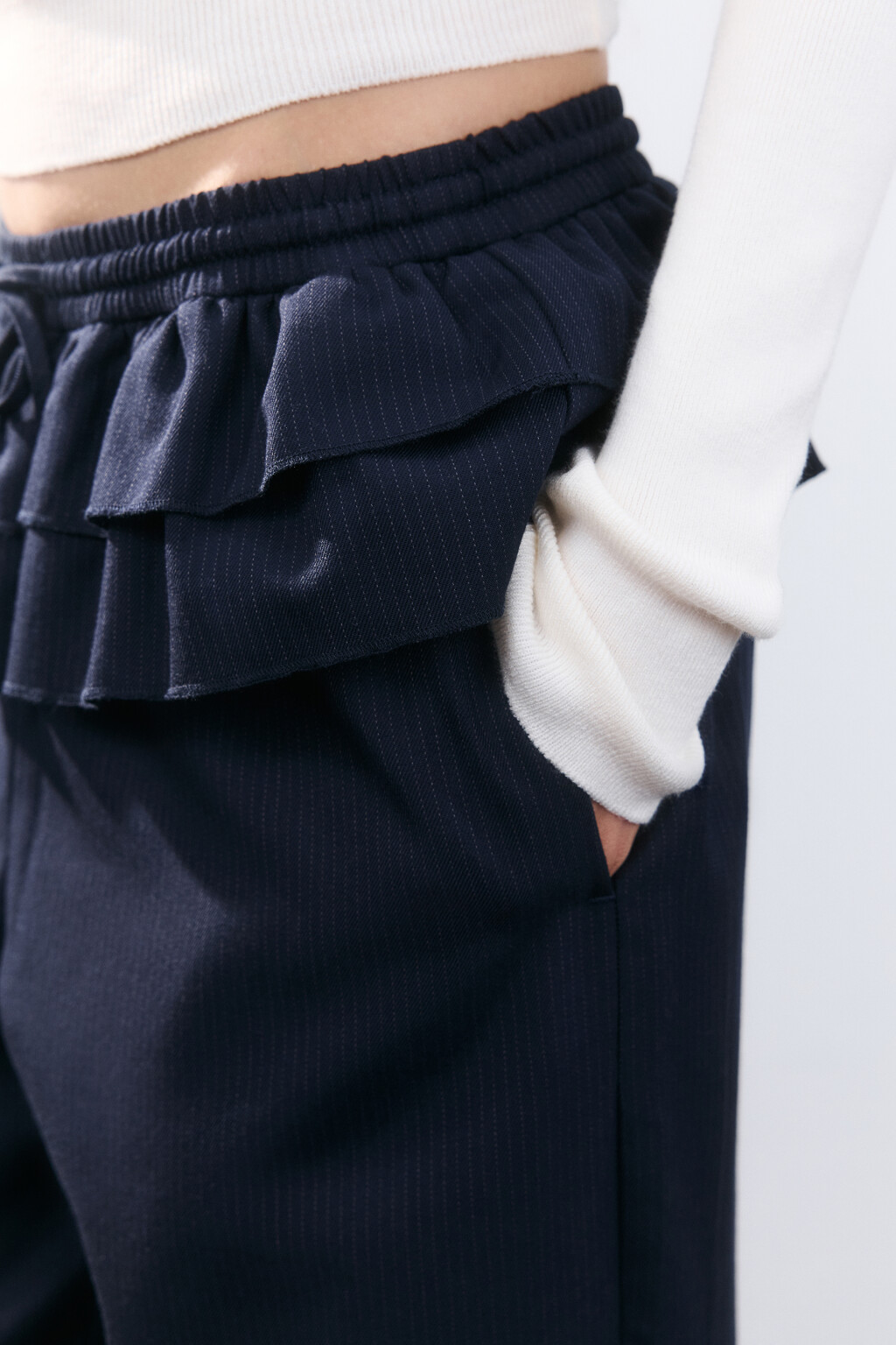 Брюки в полоску с баской - цвет синий - 6