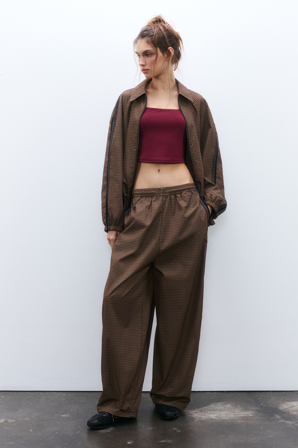 Брюки спортивные с лампасами - цвет мультиколор - 4