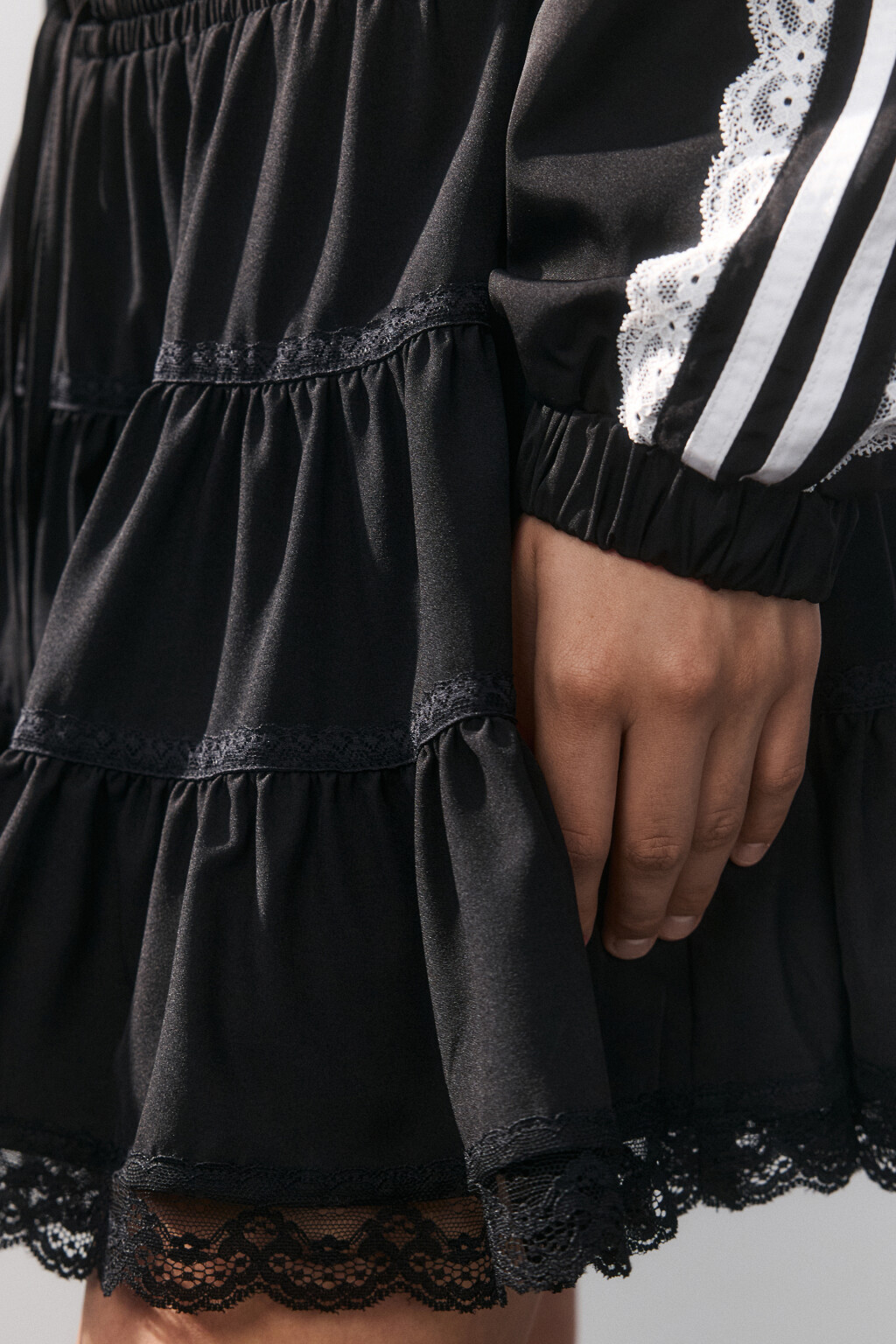 Юбка мини пышная с кружевом - цвет черный - 6