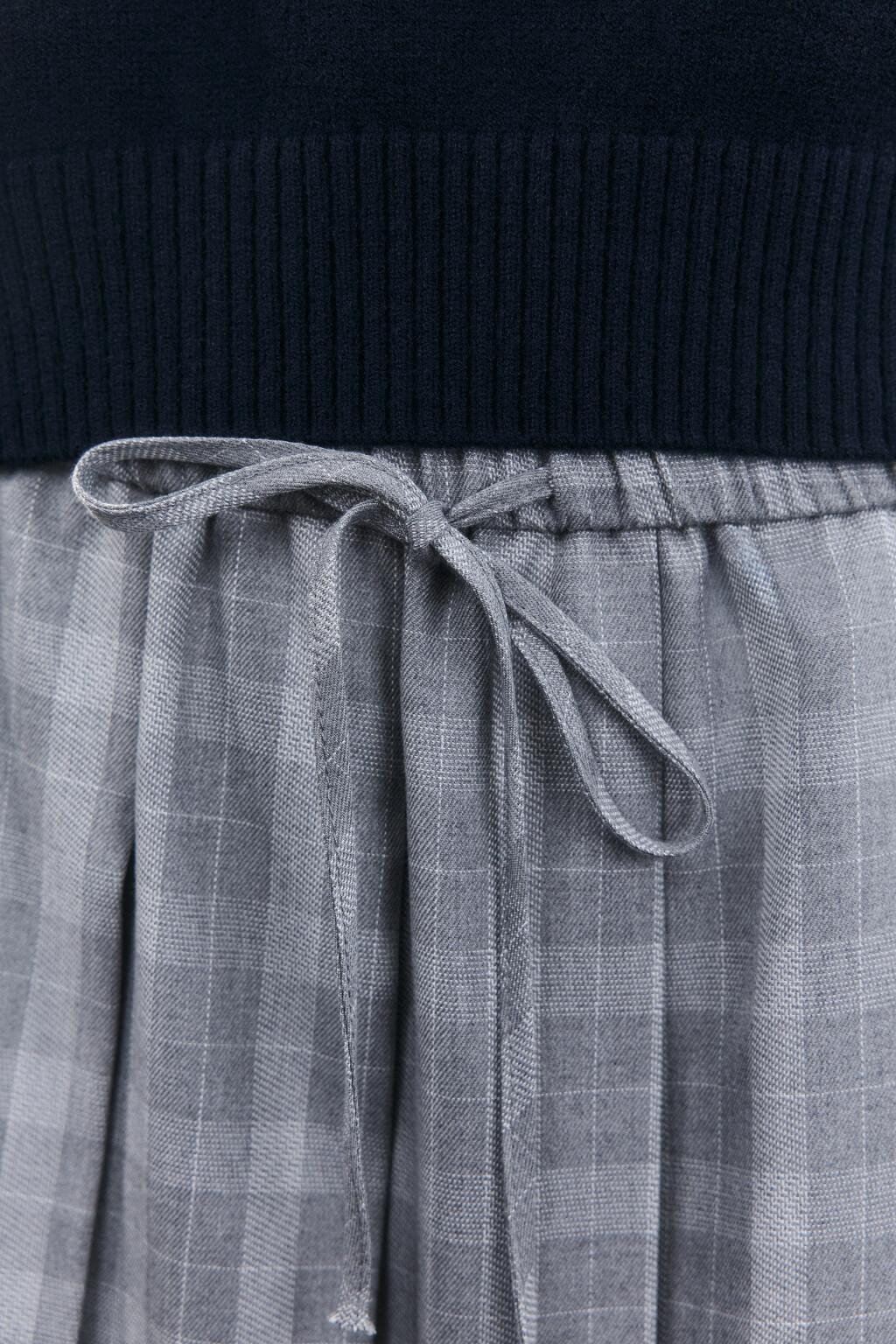 Юбка миди клетчатая в складку - цвет серый - 6