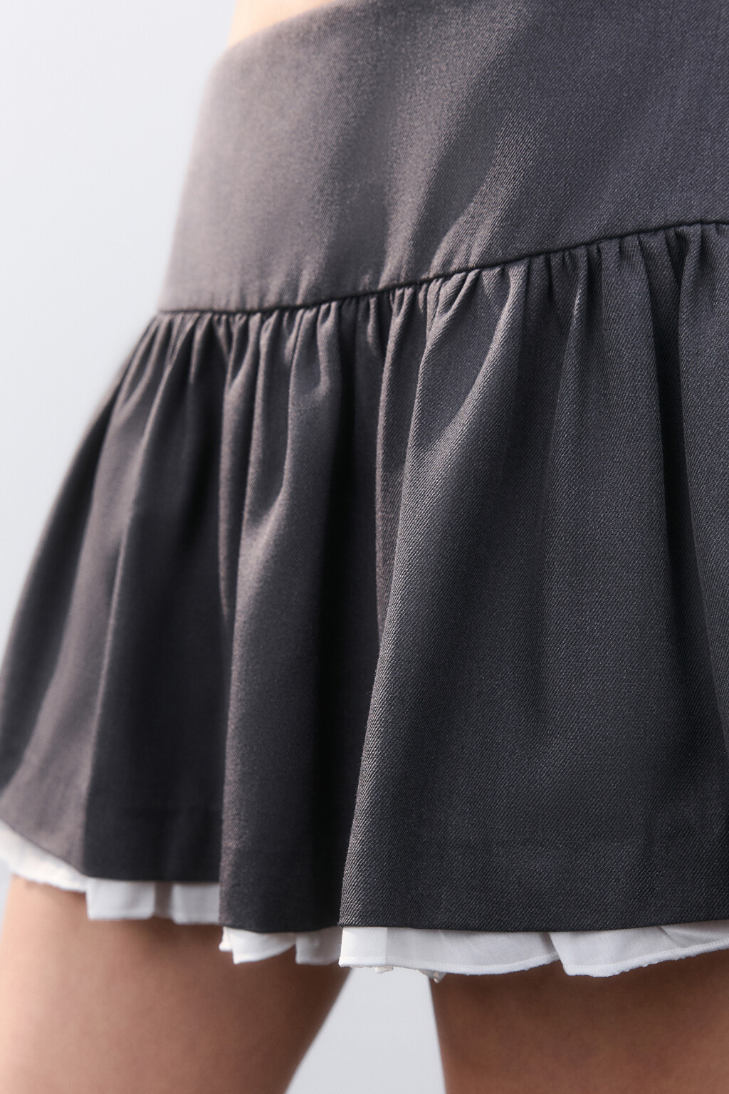 Юбка-шорты с контрастными оборками - цвет серый - 6