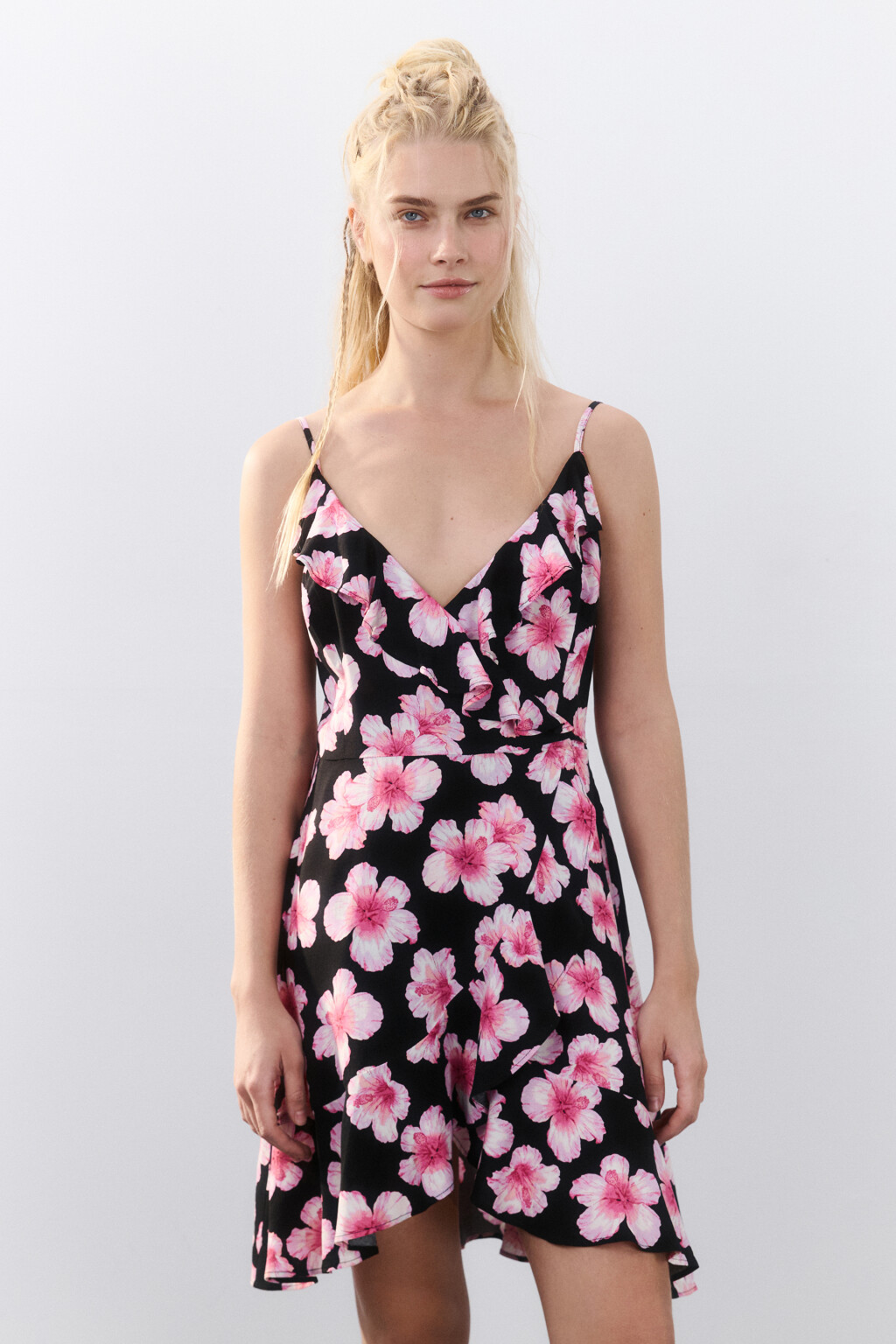 Платье мини с запахом и воланами - цвет розовый - 2