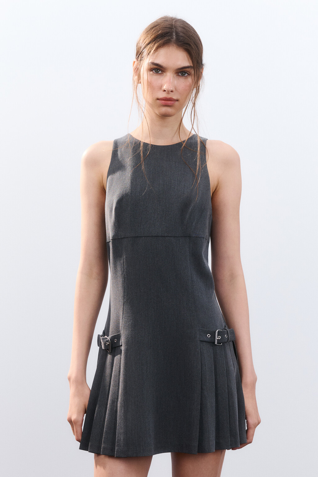 Платье-сарафан мини с ремешками - цвет серый - 2