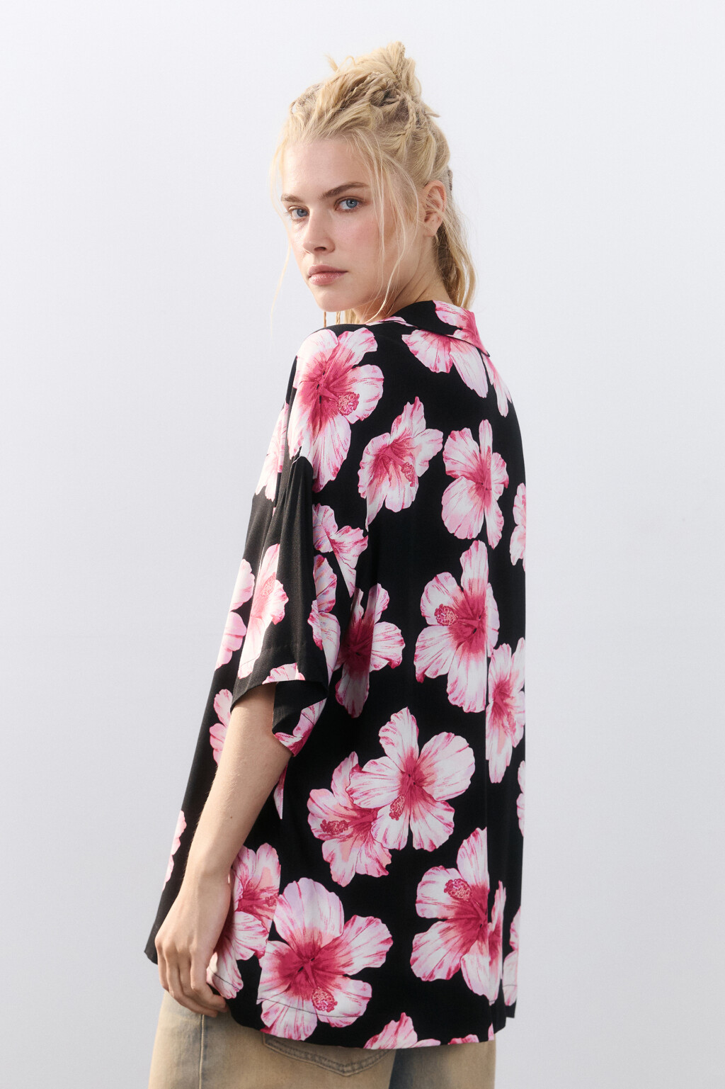 Рубашка вискозная с принтом - цвет белый - 6