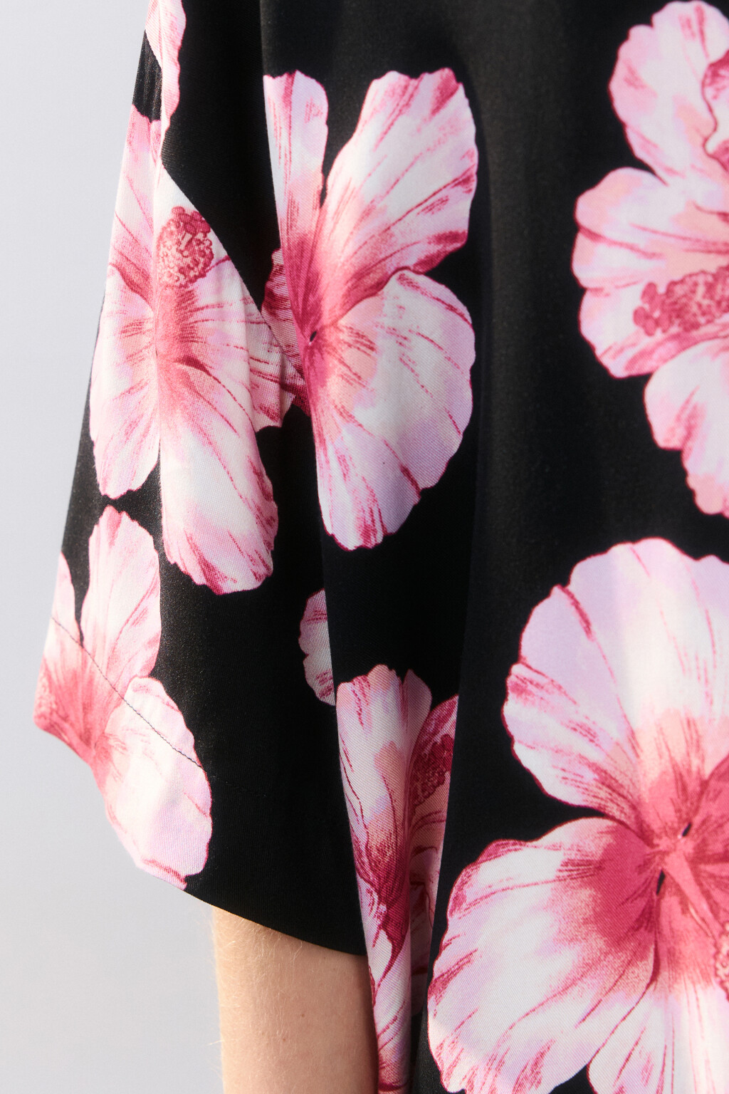 Рубашка вискозная с принтом - цвет белый - 9