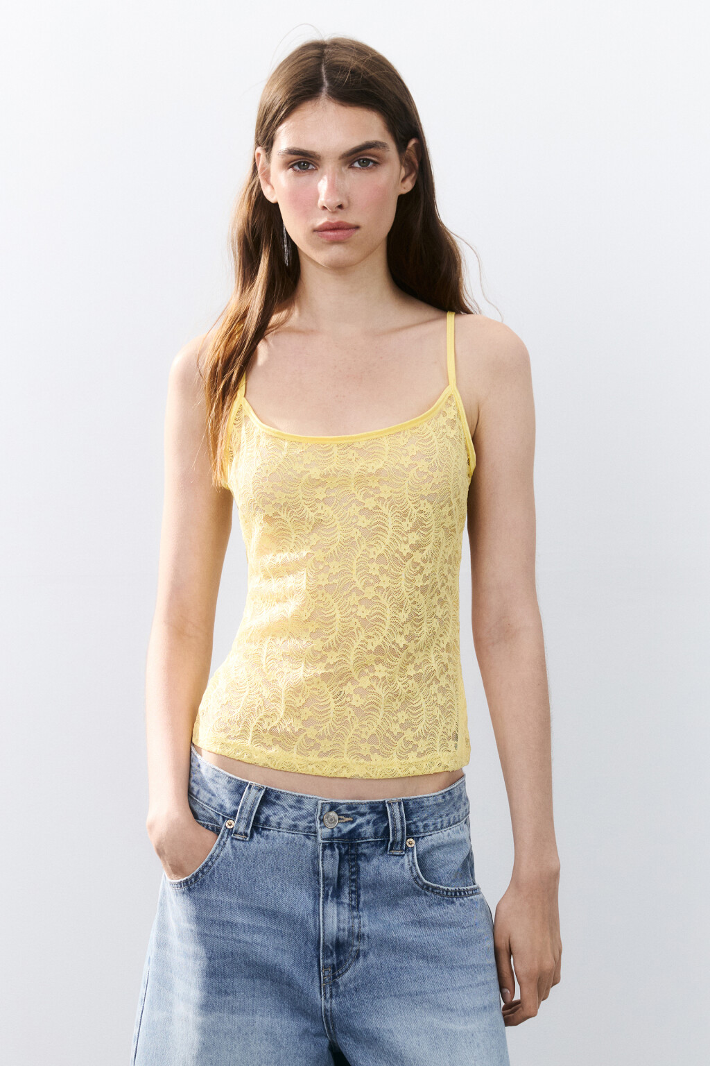 Майка ажурная на тонких бретельках - цвет желтый - 2