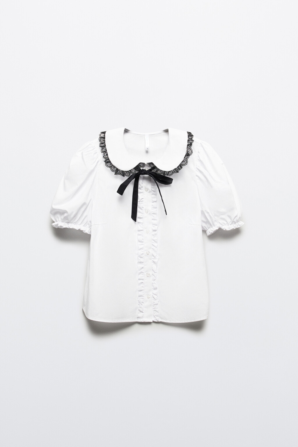 Блузка с ажурным воротником на завязках - цвет белый - 7
