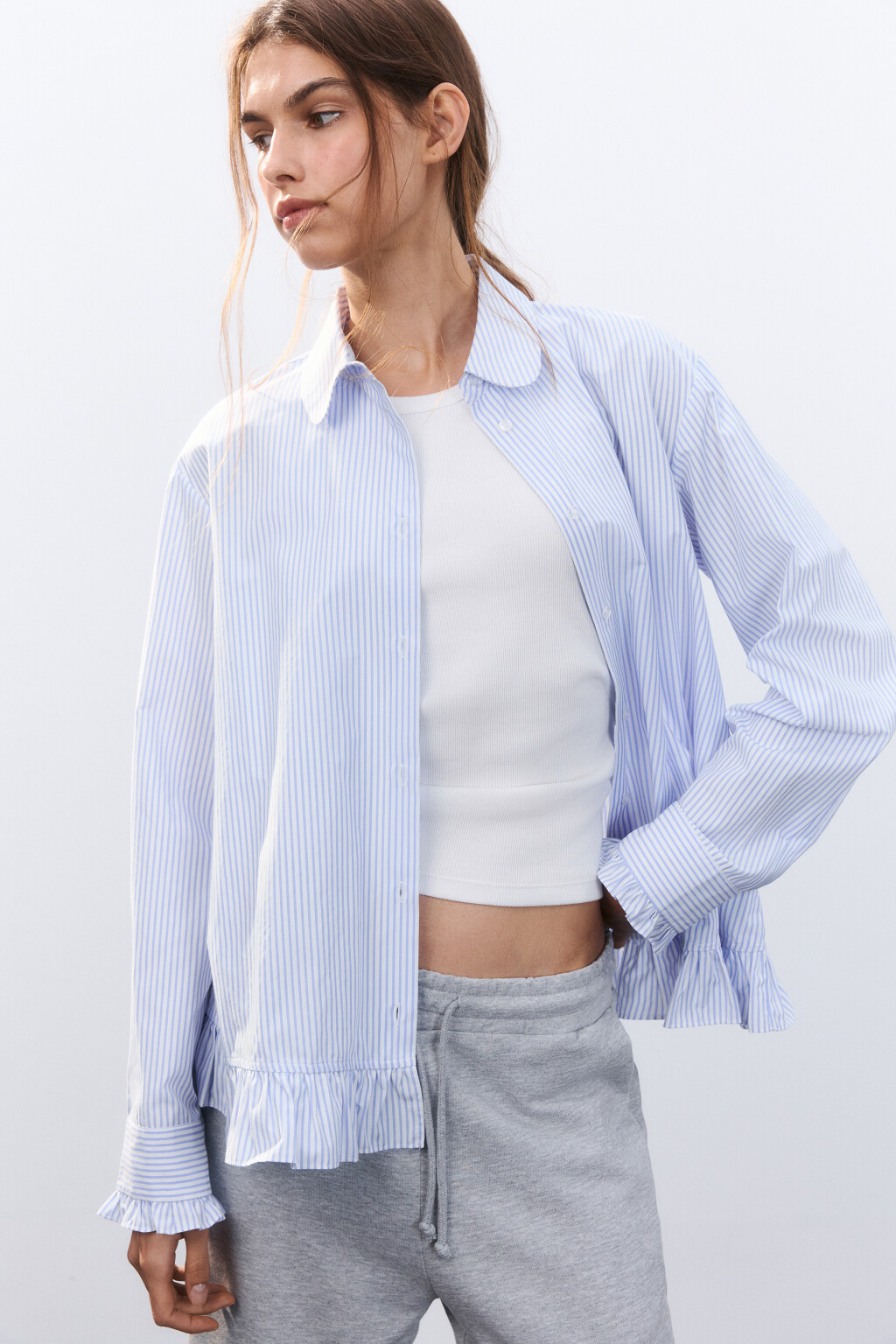 Блузка-рубашка с оборками - цвет голубой - 1
