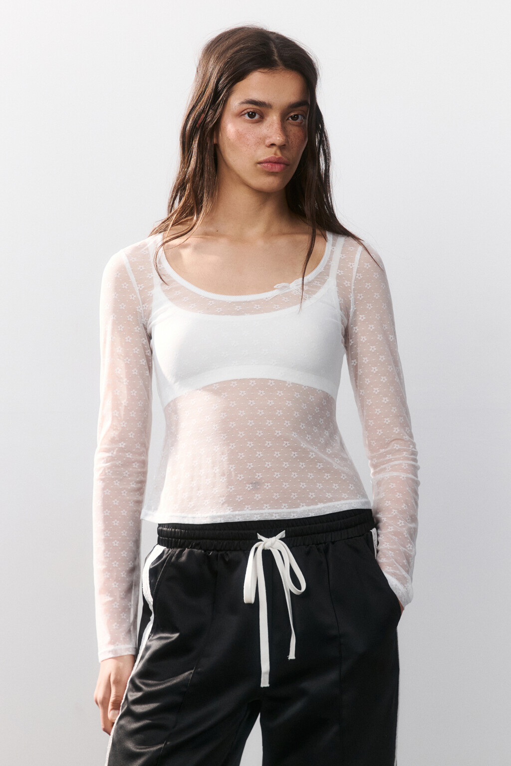 Лонгслив из прозрачного кружева - цвет белый - 2