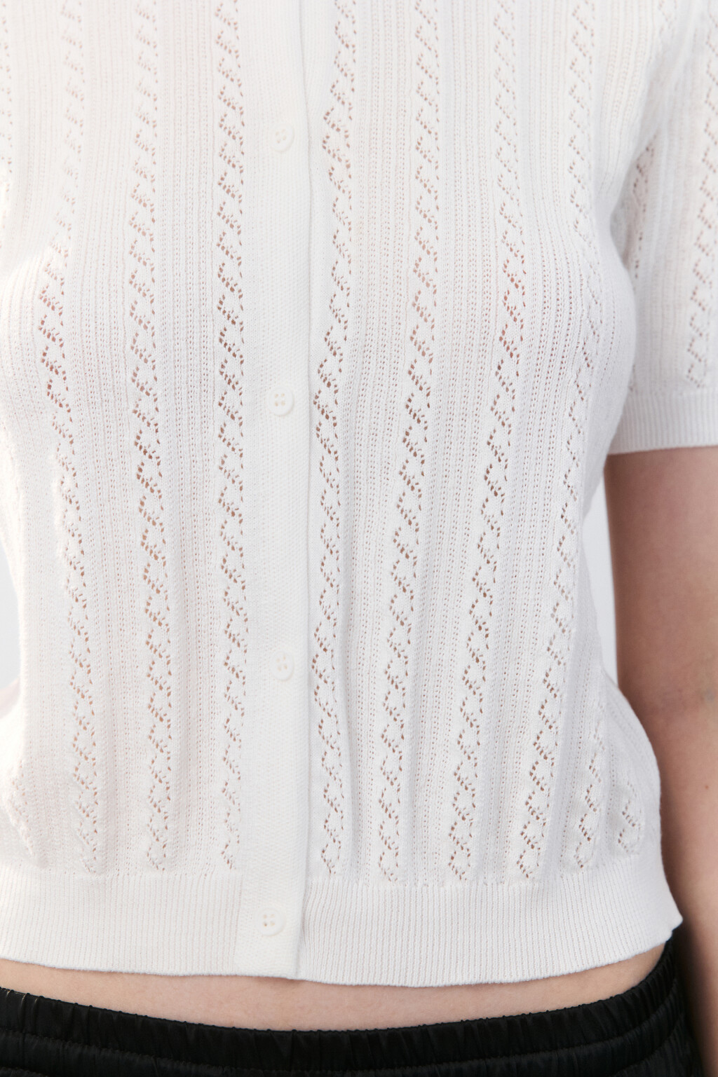 Джемпер ажурный на пуговицах - цвет молочный - 6