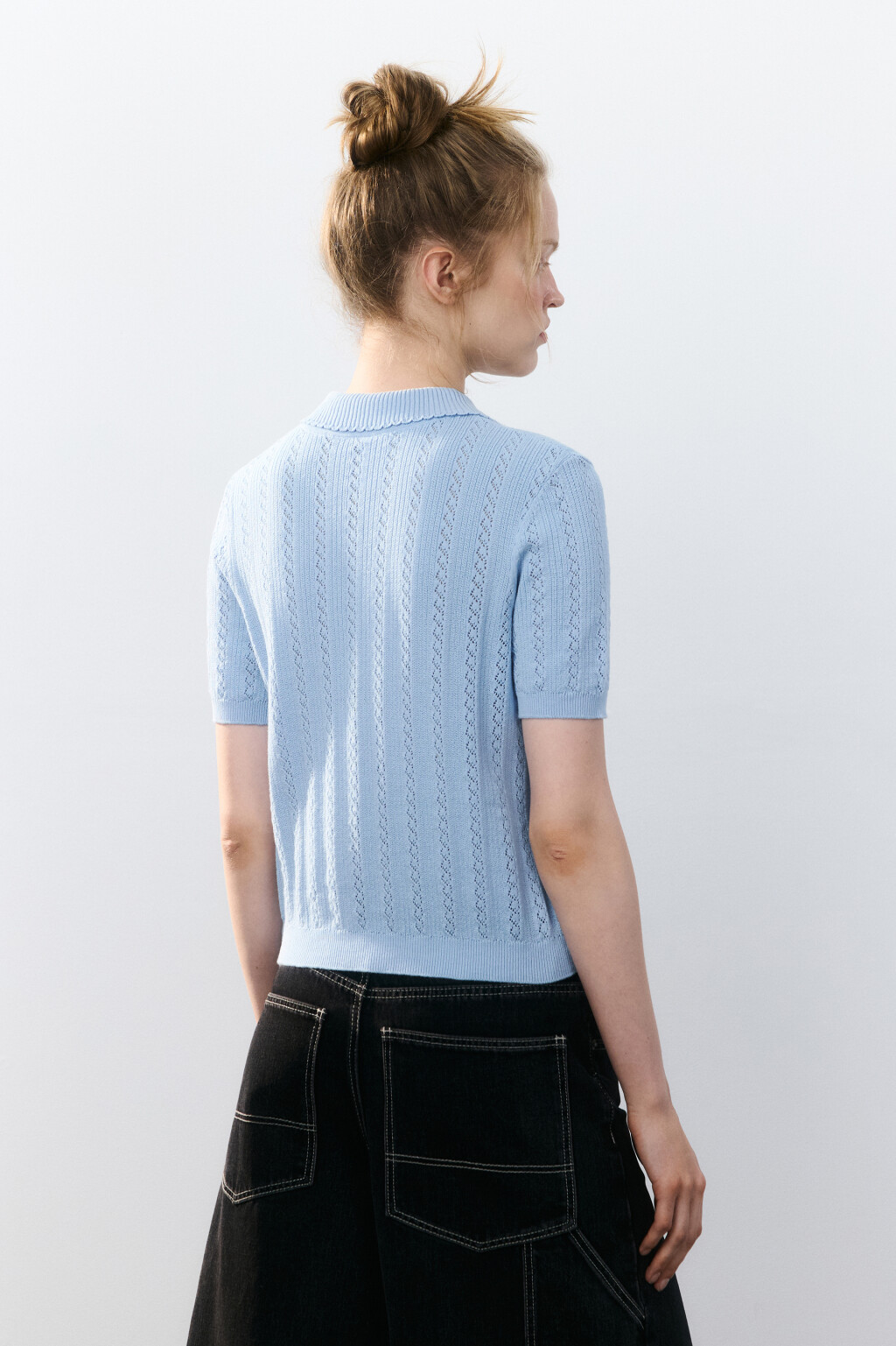 Джемпер ажурный на пуговицах - цвет голубой - 3